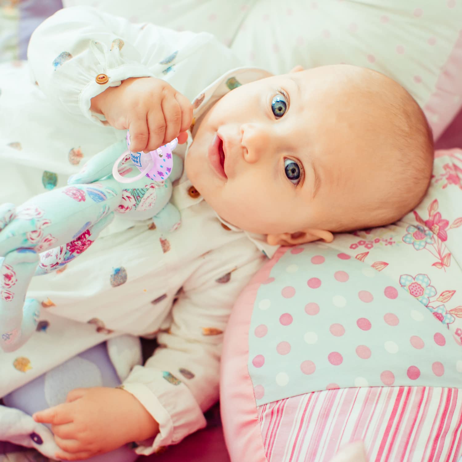 Mee Mee Baby Pacifier Pack of 2 | Ultra Light & Soft Silicone Orthodontic Design Nipple for Oral Stimulation | BPA-Free | Easy to Clean | Suitable for Infants | (Green & Pink)